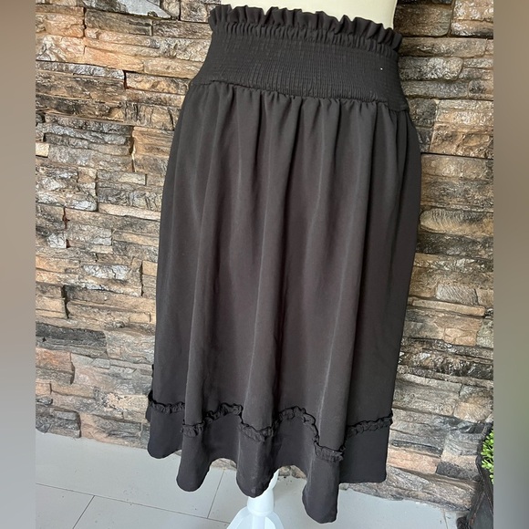 SOLD‼️‼️Black Midi A-line Skirt with Tie Front - Picture 2 of 5